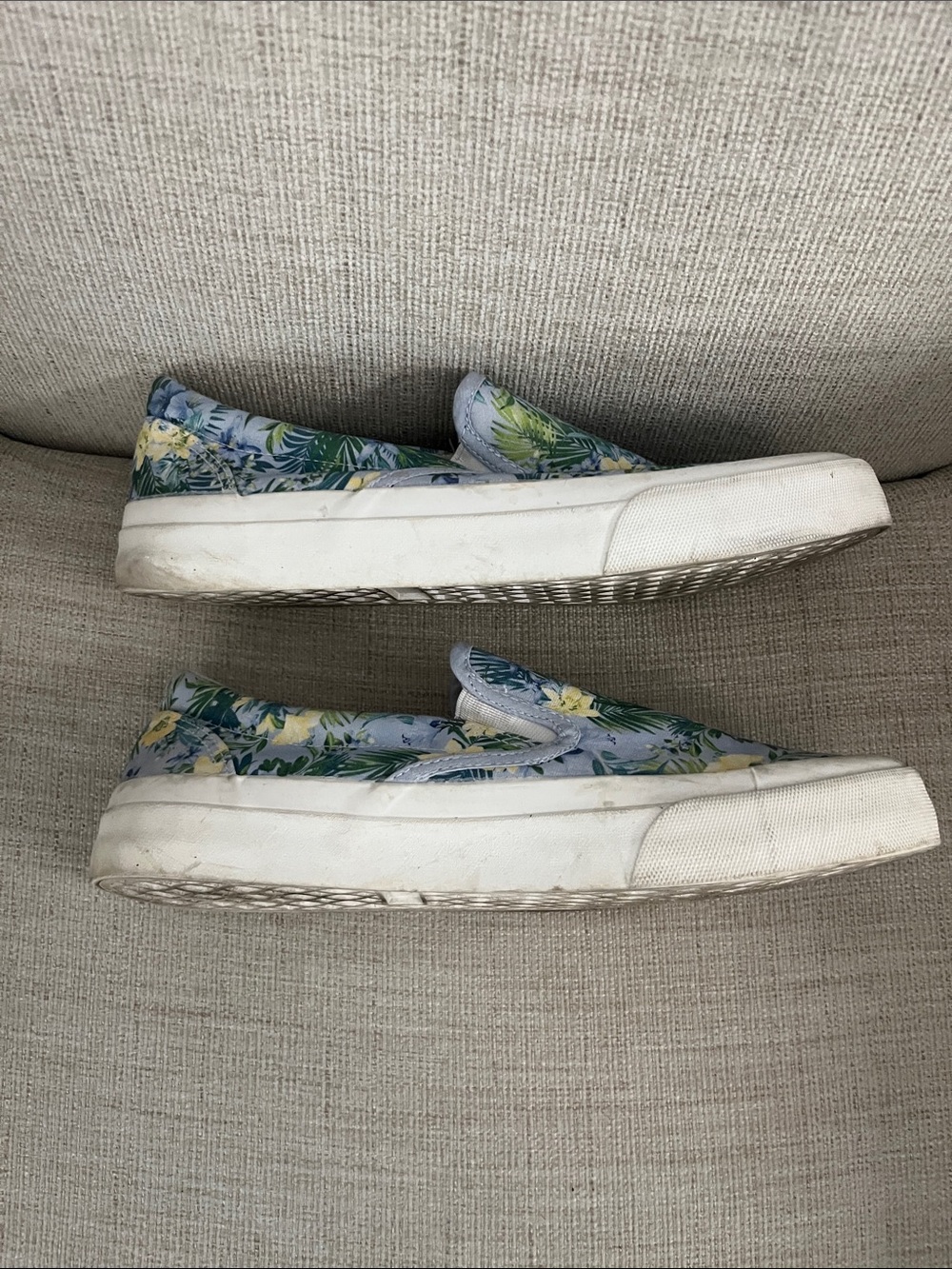 Tommy Bahama Floral Slip-On Canvas Sneakers - Picture 9 of 9